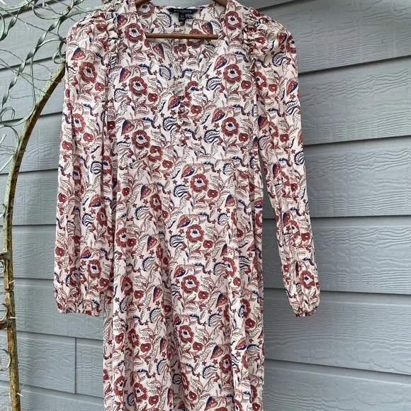 Banana Republic Dress Bohemian Floral Peasant Sleeves, V Neck, Pullover easy - Picture 4 of 8